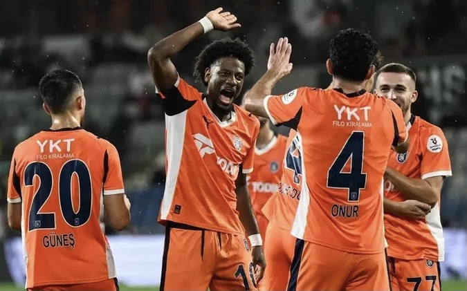 Başakşehir, Romanya’da rövanş arayacak: Universitatea Craiova – Başakşehir FK karşılaşması saat kaçta oynanacak, hangi kanaldan yayınlanacak? Maçı canlı izle