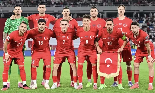 A Milliler, 71 yıllık hasrete son vermek için sahaya çıkıyor: Türkiye – İspanya karşılaşması saat kaçta başlayacak, hangi kanaldan yayınlanacak? Maçı canlı izle