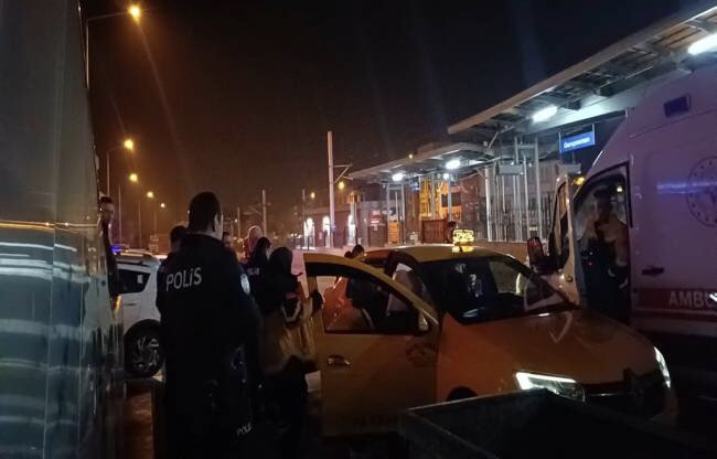 Polis memuru ile bir vatandaş arasında çıkan silahlı kavgada, vatandaş hayatını kaybetti