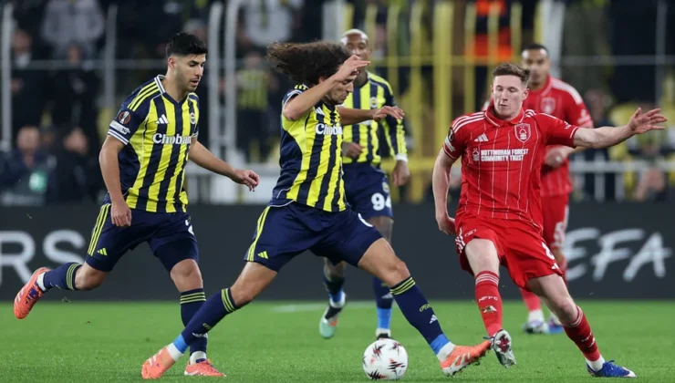 Fenerbahçe, İngiltere’de prestij arıyor: Nottingham Forest – Fenerbahçe karşılaşması saat kaçta başlayacak, hangi kanaldan yayınlanacak? Maçı canlı izle