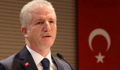 100 bin öğrenciye pozitif ayrımcılık: İstanbul’da “Kantin Kart” dönemi