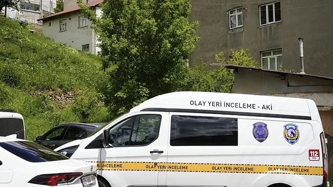 19 yaşındaki üniversite öğrencisi genç kız, evinde şüpheli şekilde ölü olarak bulundu