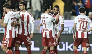 Antalyaspor, en dramatik maçına çıkıyor: Antalyaspor – Kocaelispor, karşılaşması saat kaçta başlayacak, hangi kanaldan yayınlanacak? Maçı canlı izle