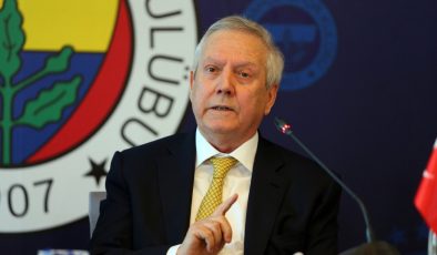 Aziz Yıldırım’ın adaylık açıklaması sonrası Fenerbahçe’de olağanüstü gelişmeler yaşanıyor