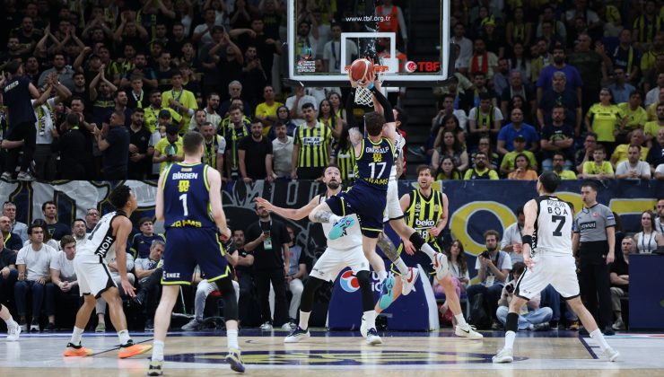 Basketbol final serisinde üçüncü mücadele başlıyor: Beşiktaş GAİN – Fenerbahçe Beko, karşılaşması saat kaçta başlayacak, hangi kanaldan yayınlanacak? Maçı canlı izle