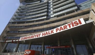 CHP’de 7 il görevden alındı, 14 ile yeni atamalar yapıldı