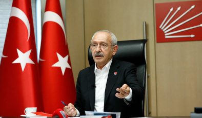CHP 51 muhalif isme kapıyı gösterdi