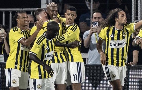 Fenerbahçe, Devler Ligi aşkına avantaj arıyor: Fenerbahçe – Olimpik Lyon karşılaşması saat kaçta başlayacak, hangi kanaldan yayınlanacak? Maçı canlı izle