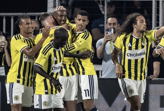 Fenerbahçe, Devler Ligi aşkına avantaj arıyor: Fenerbahçe – Olimpik Lyon karşılaşması saat kaçta başlayacak, hangi kanaldan yayınlanacak? Maçı canlı izle