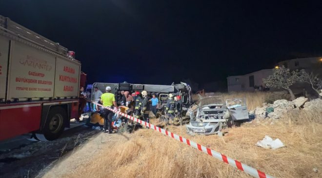 Gaziantep’te feci kaza! İlk belirlemelere göre 7 kişi hayatını kaybetti, bir çoğu ağır 13 kişi yaralandı