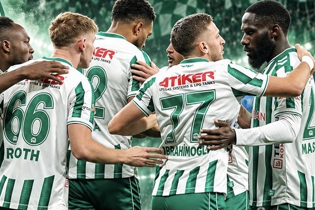 Süper Lig 7. hafta günün açılış maçı başlıyor: Konyaspor – Başakşehir karşılaşması saat kaçta başlayacak, hangi kanaldan yayınlanacak? Maçı canlı izle