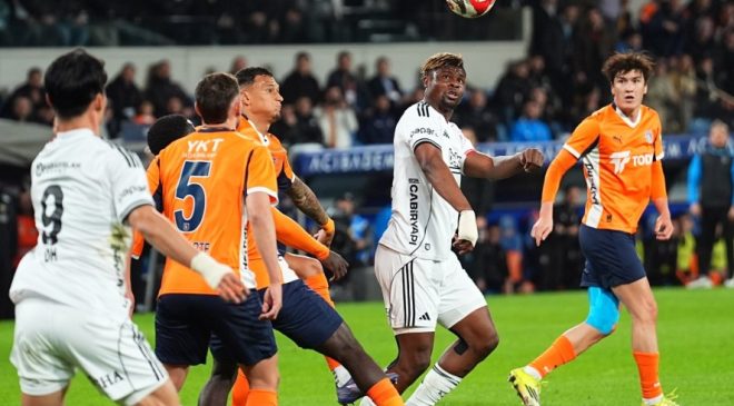Dolmabahçe’de derbi mücadelesi başlıyor: Beşiktaş – Başakşehir karşılaşması saat kaçta başlayacak, hangi kanaldan yayınlanacak? Maçı canlı izle